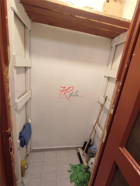 Romana, vanzare apartament 2 camere